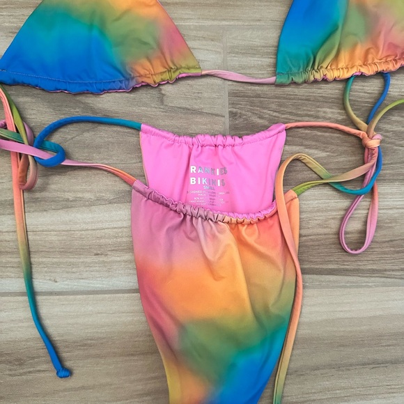 Frankie’s Bikinis - Picture 2 of 2